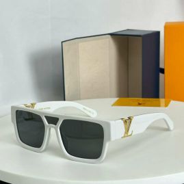 Picture of LV Sunglasses _SKUfw55796588fw
